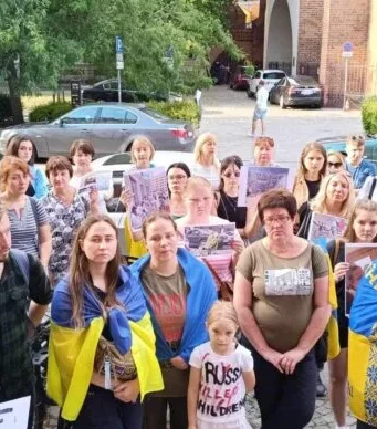 Польща готова допомогти дітям з України, постраждалим внаслідок ракетного обстрілу